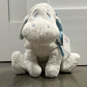 NWT Y2K Vintage 2002 Disney Eeoyre Snowflake Pal Plush